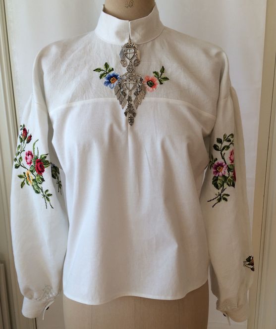 Hovedbilde Mønster festdraktskjorte ...