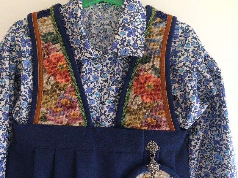 X SOLGT  Festdraktskjorte Trine Liberty Meadow A