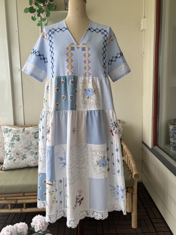 Kjole Fryd lysblå patchwork