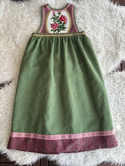 Hovedbilde Festdrakt Astrid ...