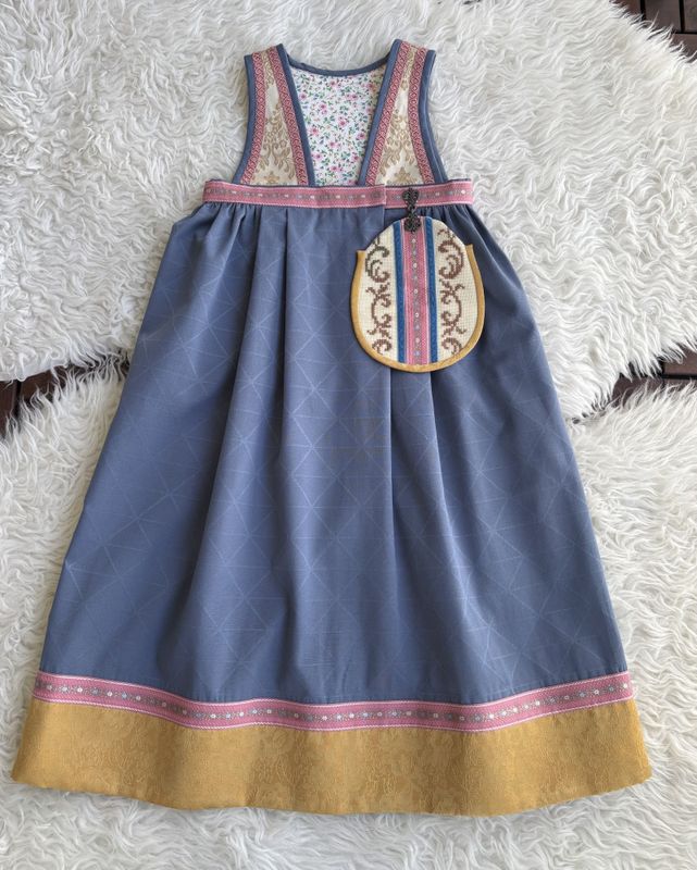 SOLGT Festdrakt Astrid blå/gul/rosa